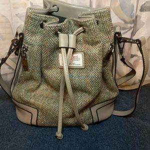 HARRIS TWEED brand new off the shelves Harris tweed top tighten backpack purse